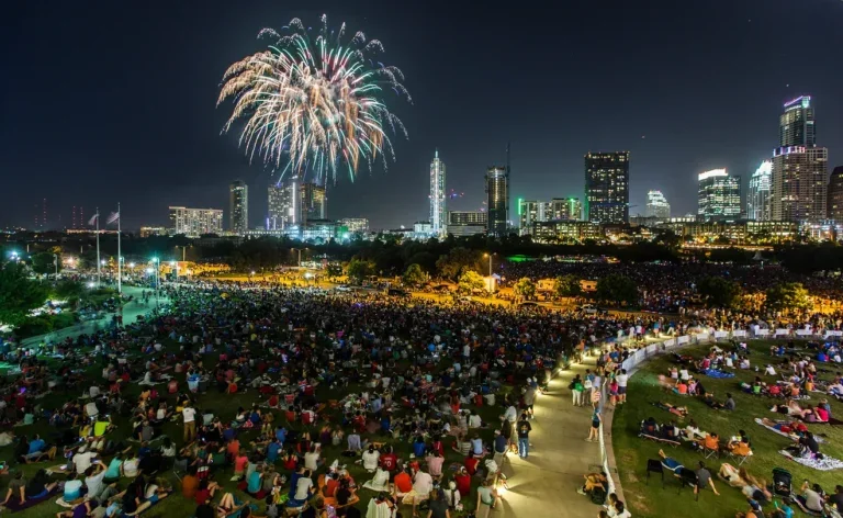 Fourth of July Fireworks over Vic Mathias Shores in Austin.